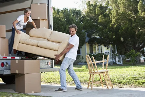 furniture movers dubai